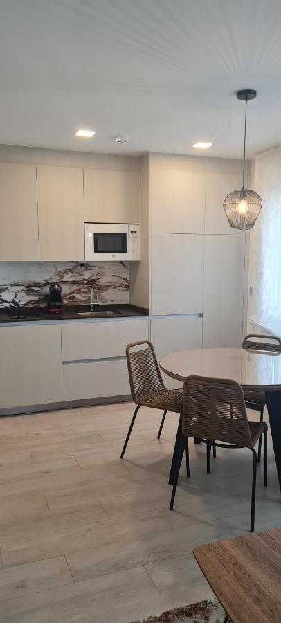 Burgo Apartamentos La Quinta מראה חיצוני תמונה